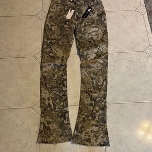 MNML Camouflage Flare Women's Jeans